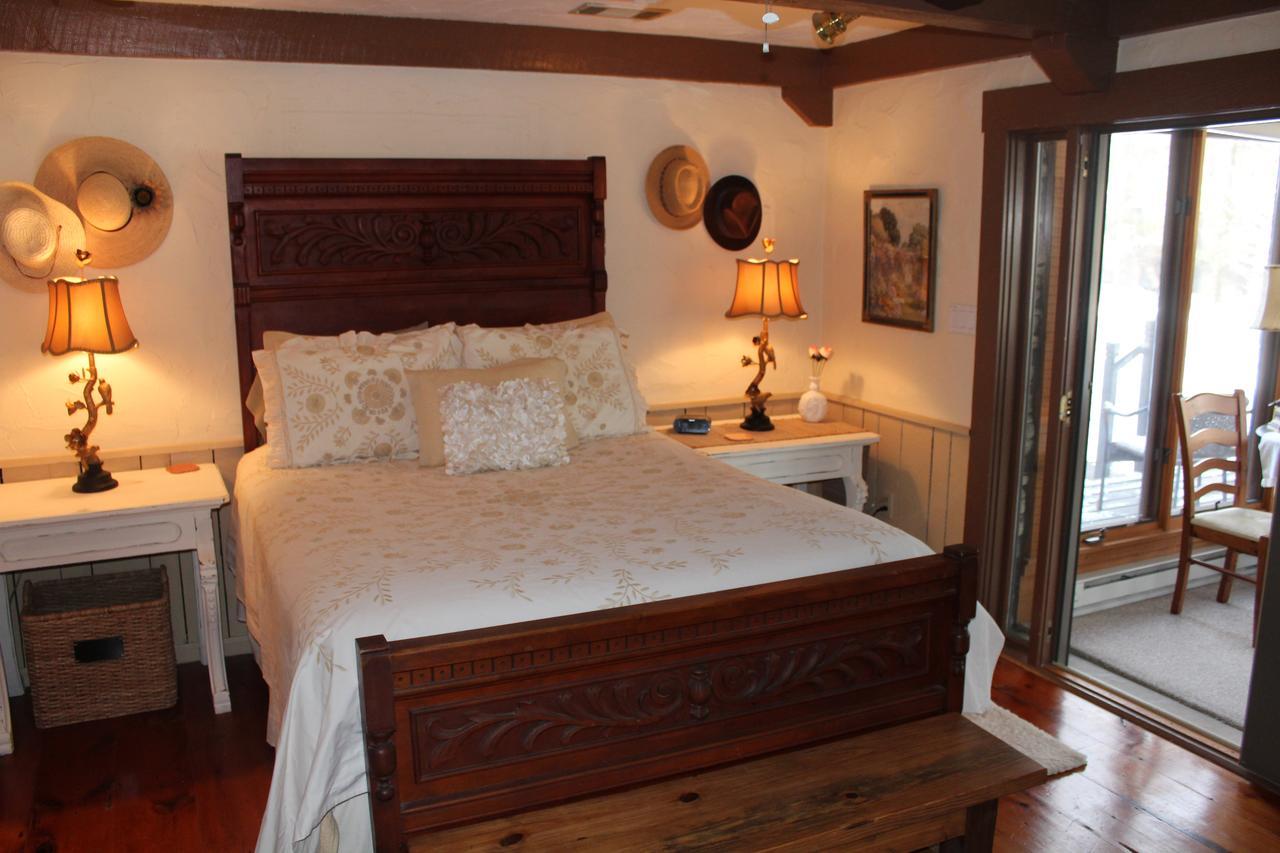 Bed and breakfast The At White Oak