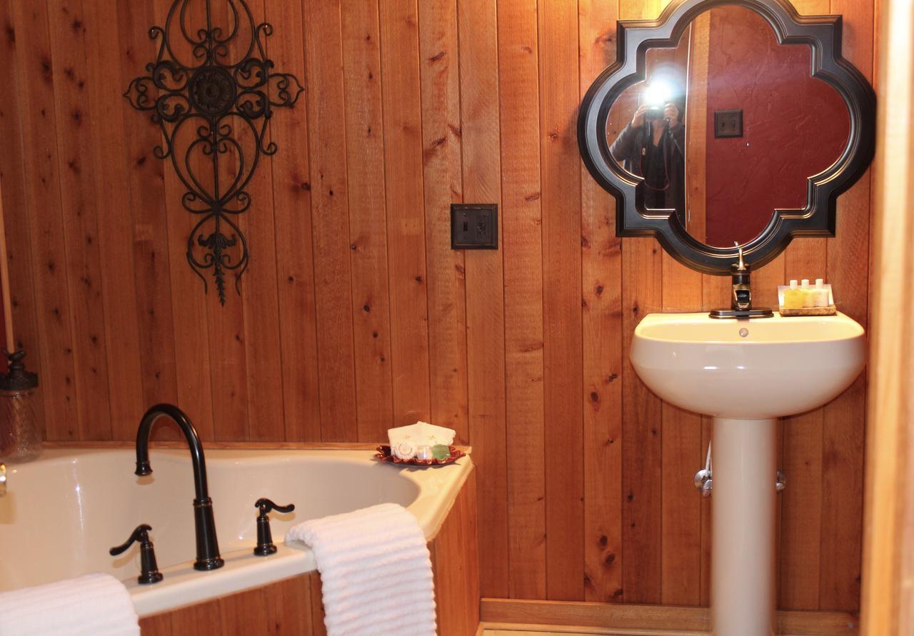 The At White Oak Bed and breakfast 5*